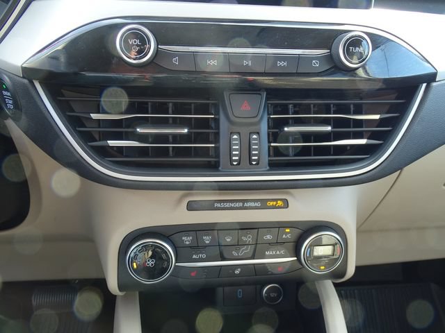 Used 2020 Ford Escape SEL AWD/4WD image 17