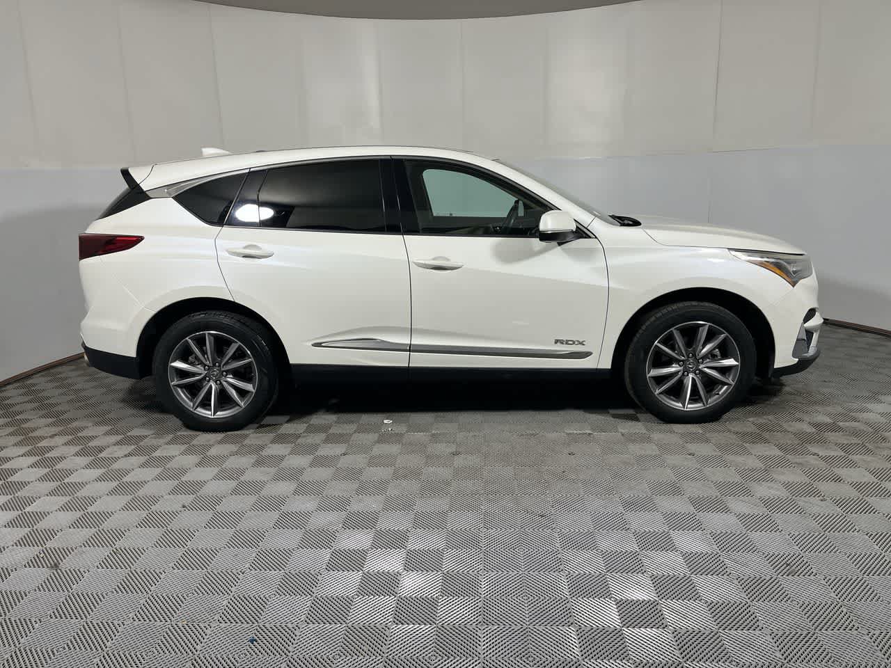 Used 2019 Acura RDX w/ Technology Package AWD/4WD image 9