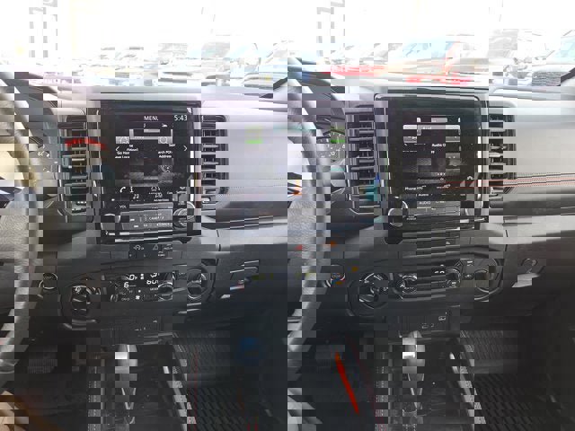 Used 2024 Nissan Frontier PRO-4X w/ Off-Road Protection Package image 16