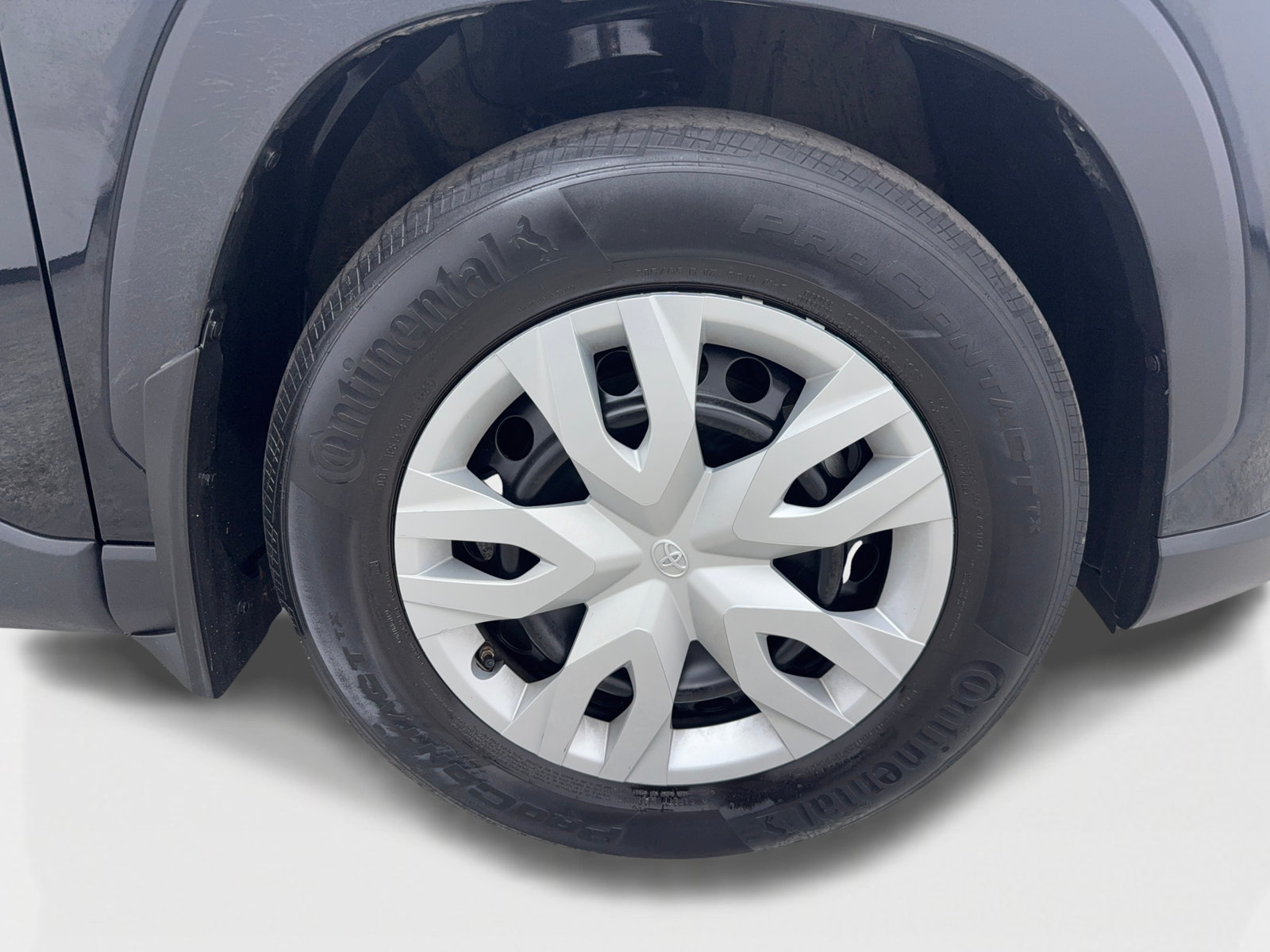 Used 2024 Toyota Corolla Cross L FWD image 54