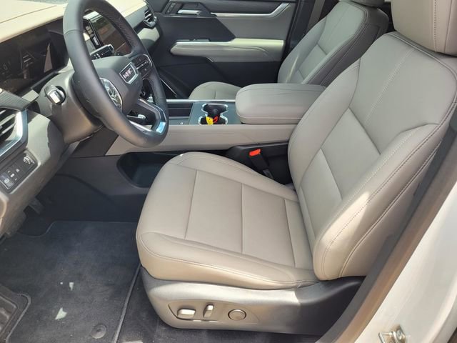 New 2026 GMC Acadia Elevation w/ Elevation Premium Package FWD image 19