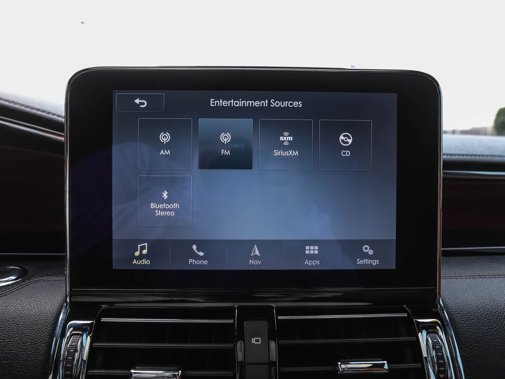 Used 2019 Lincoln Navigator Reserve AWD/4WD image 17