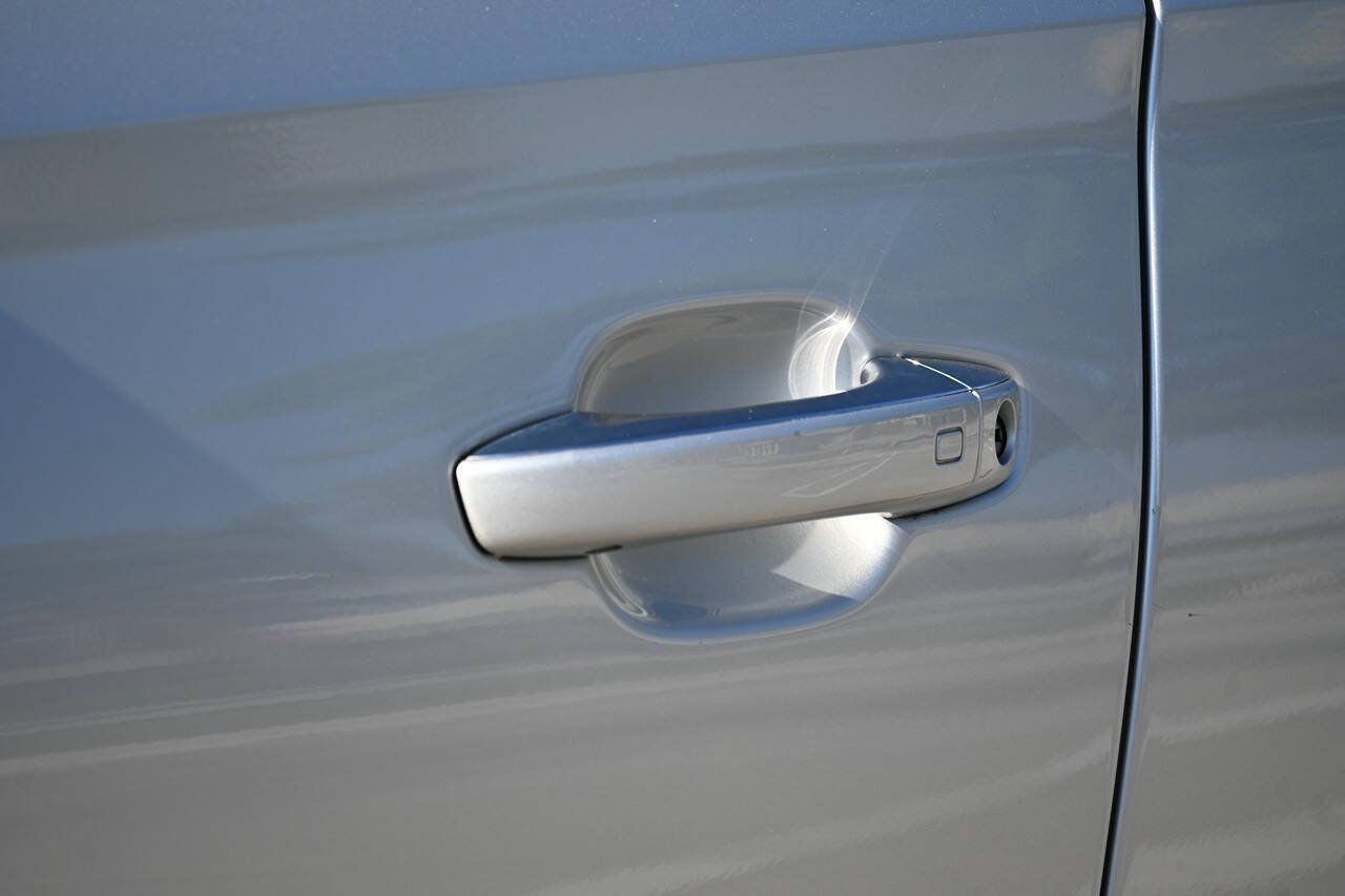 Used 2012 Audi A8 L 4.2 AWD/4WD image 29