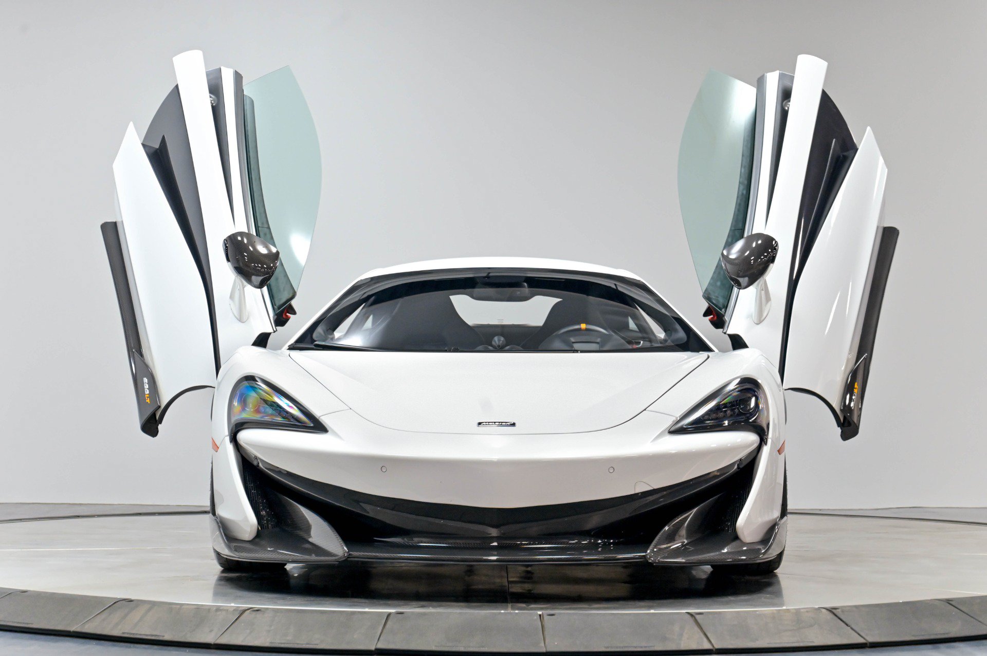 Used 2019 McLaren 600LT RWD image 34