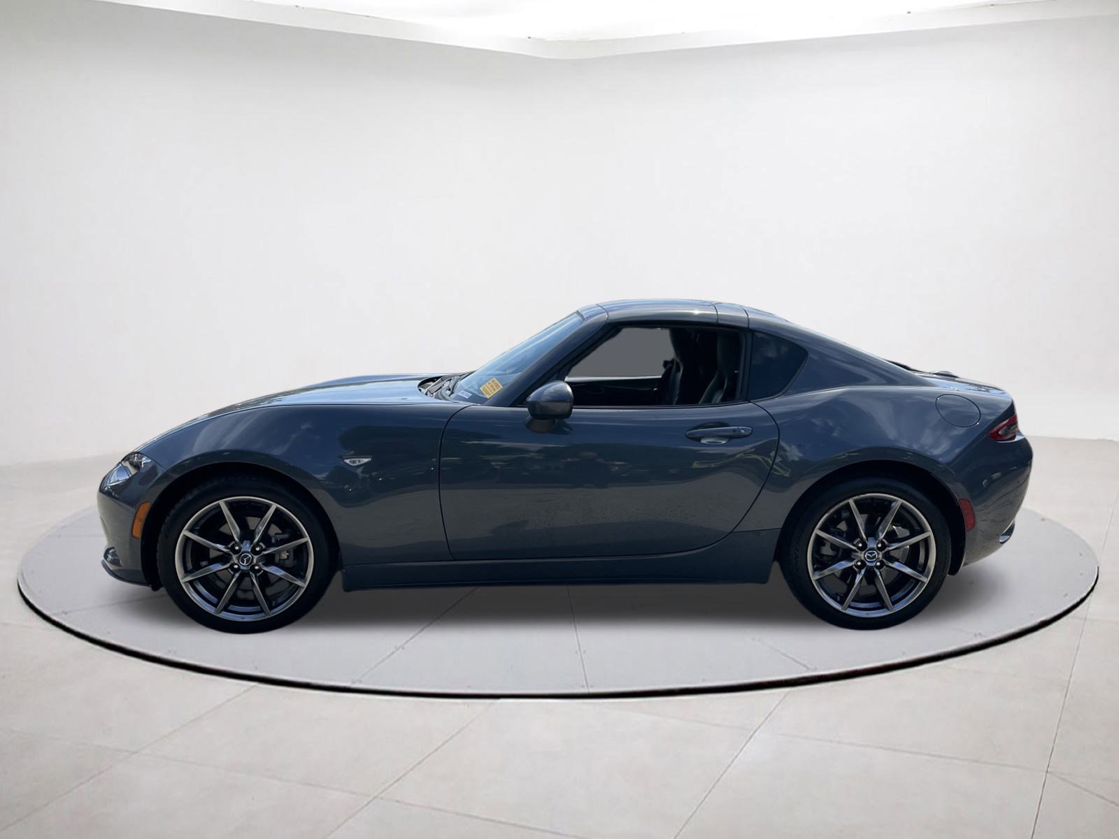 Used 2021 MAZDA MX-5 Miata RF Grand Touring image 4