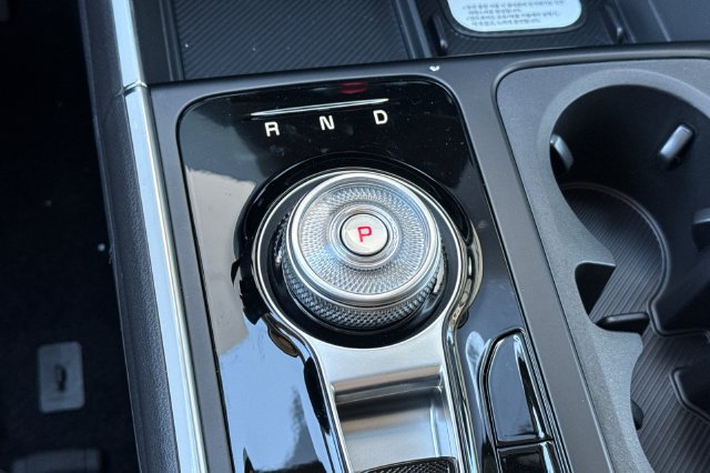 New 2027 Kia Carnival EX w/ Dark Edition Package FWD image 27