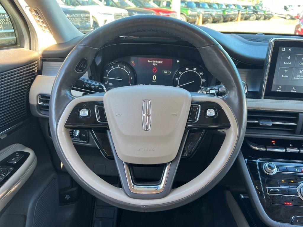 Used 2022 Lincoln Corsair AWD w/ Premium Package image 25