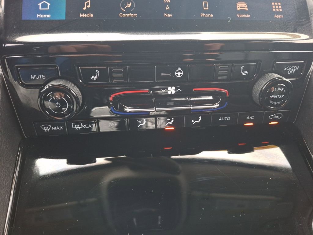 Used 2023 Jeep Grand Cherokee Limited image 20