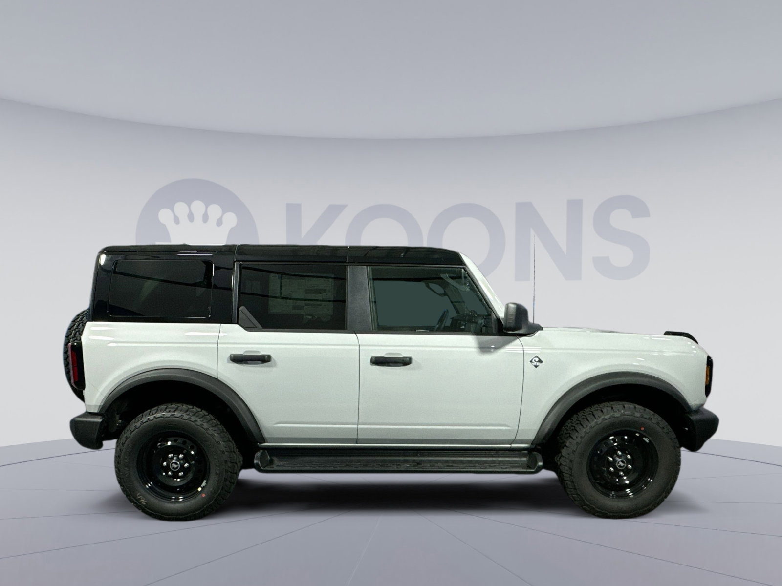 New 2026 Ford Bronco Outer Banks image 8