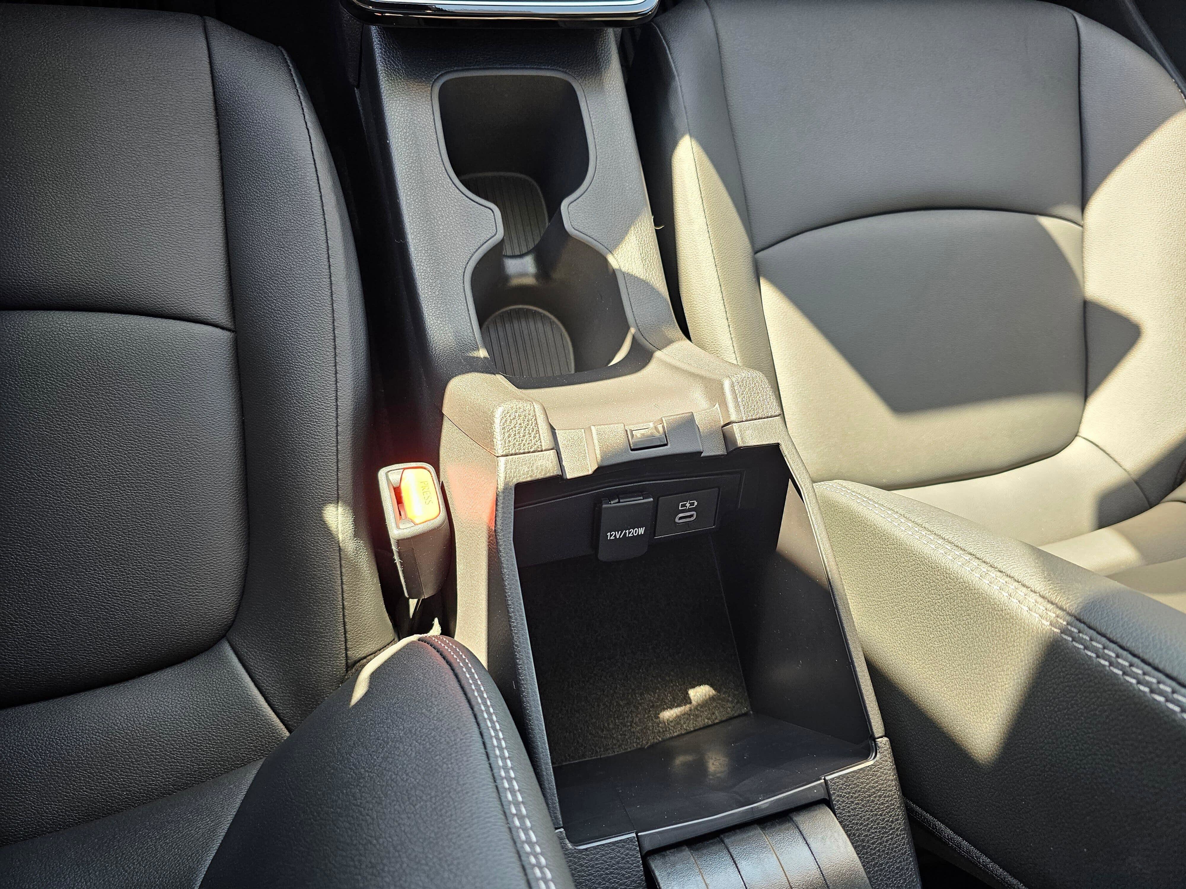 Used 2026 Toyota Corolla Cross XLE w/ Convenience Package image 30