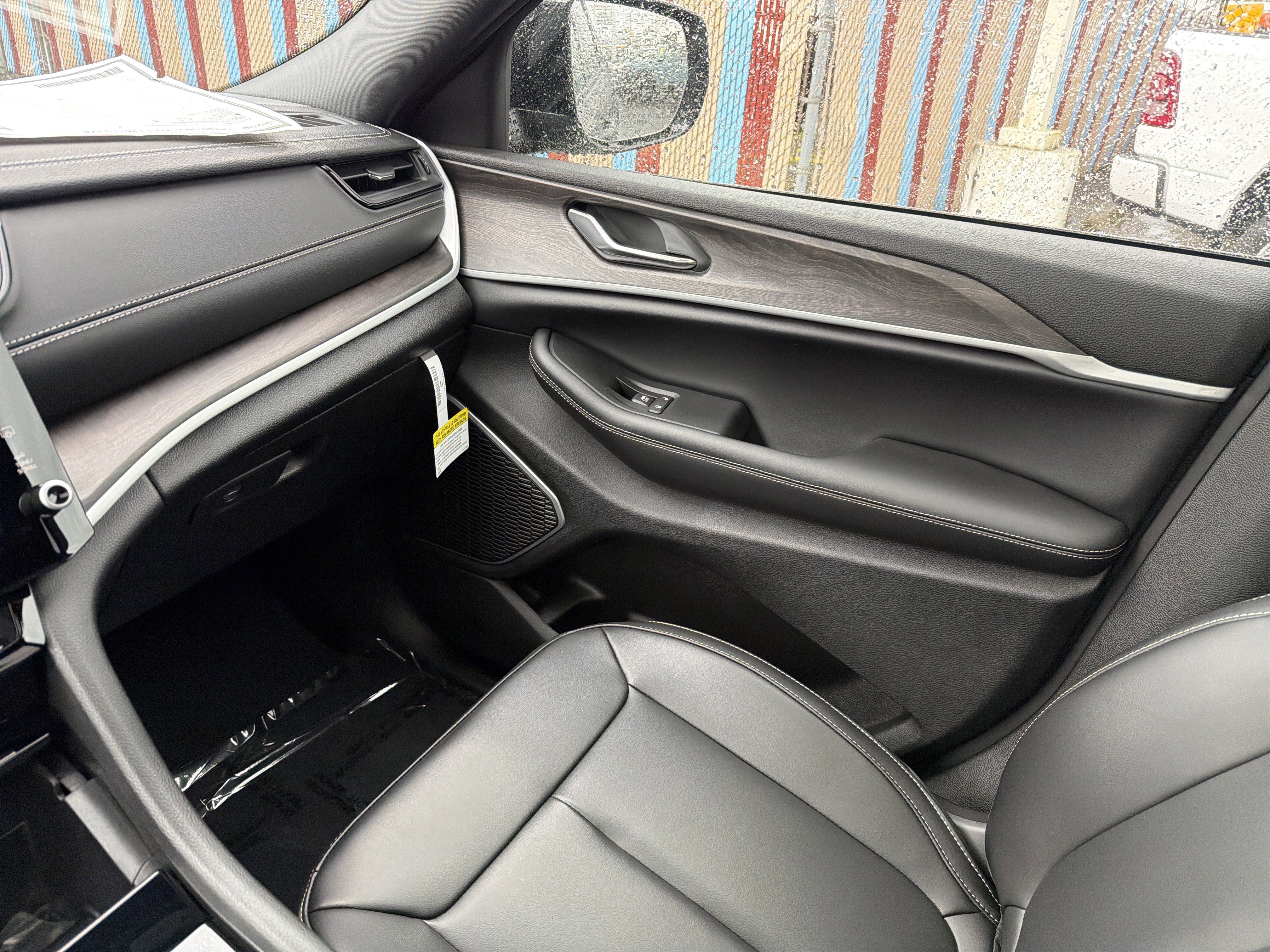 New 2026 Jeep Grand Cherokee L Limited image 24