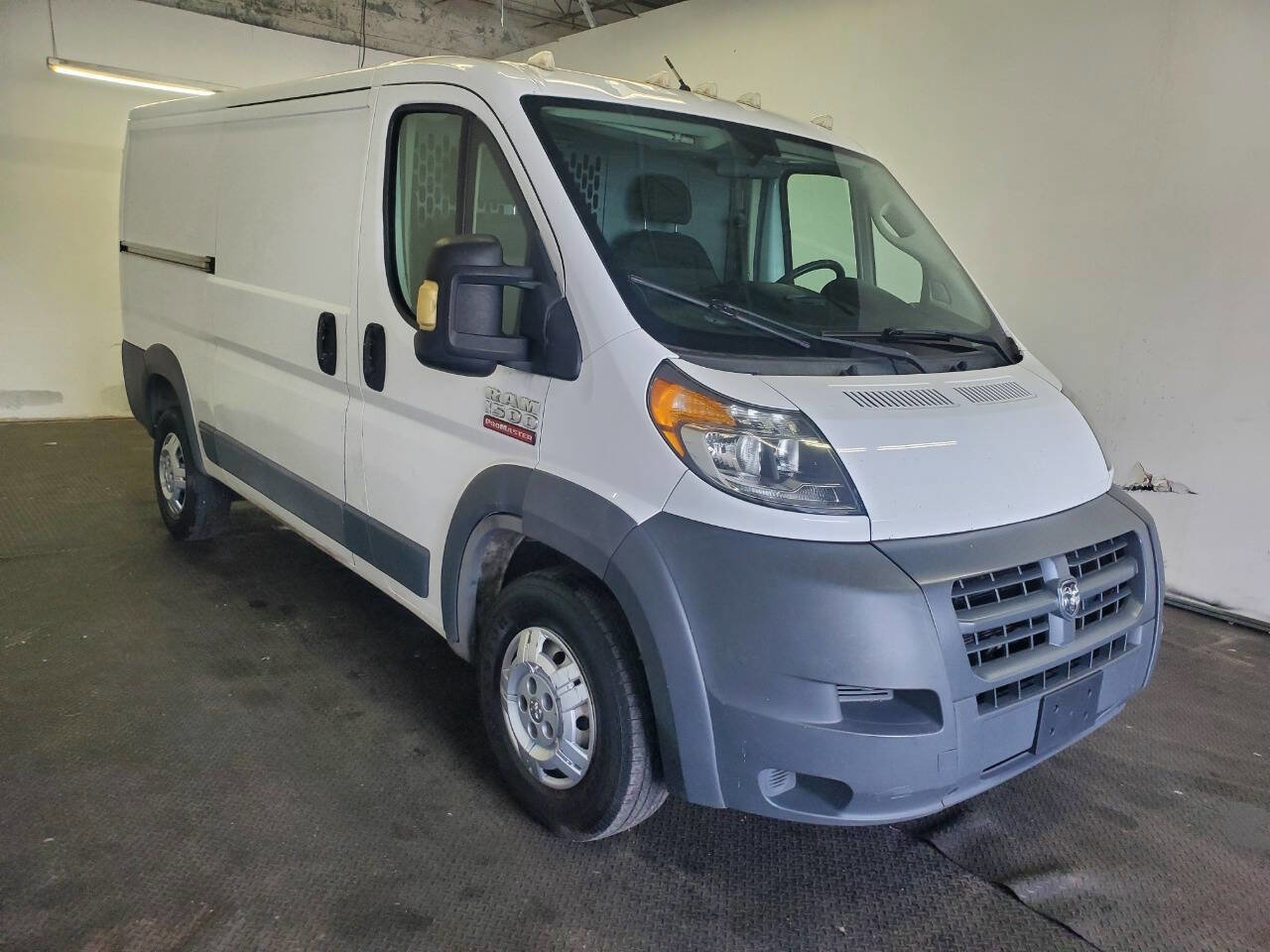 Used 2018 RAM ProMaster 1500 w/ Interior Convenience Group FWD image 3