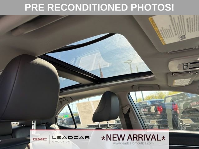 Used 2018 Toyota Camry XLE FWD image 12
