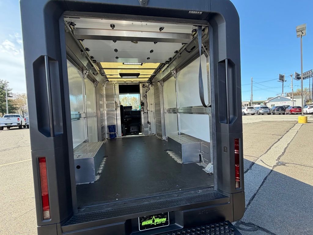 Used 2024 Chevrolet Brightdrop 600 w/ Commercial Equipment Package AWD/4WD image 17