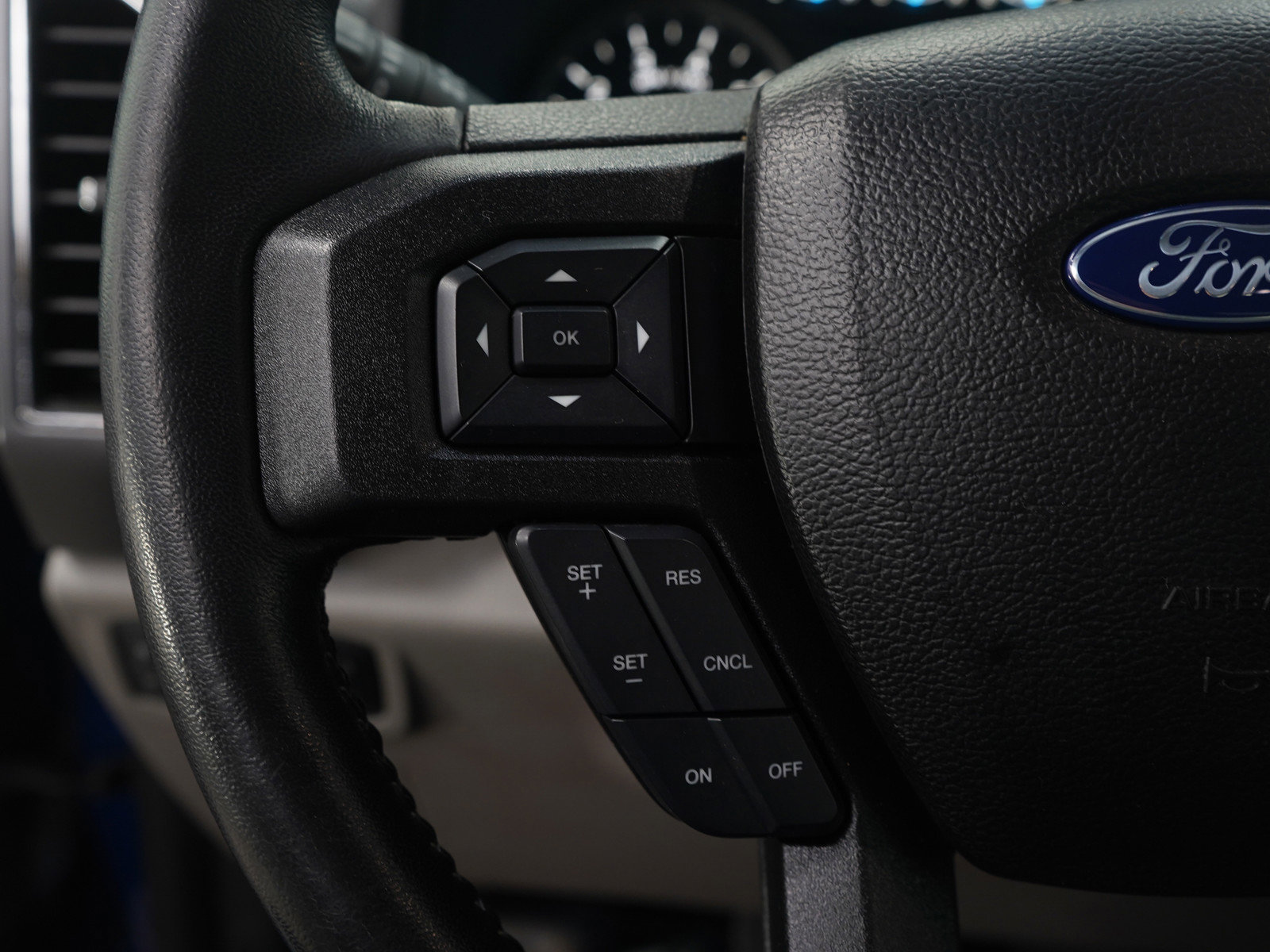 Used 2018 Ford F150 XLT w/ Equipment Group 302A Luxury image 13