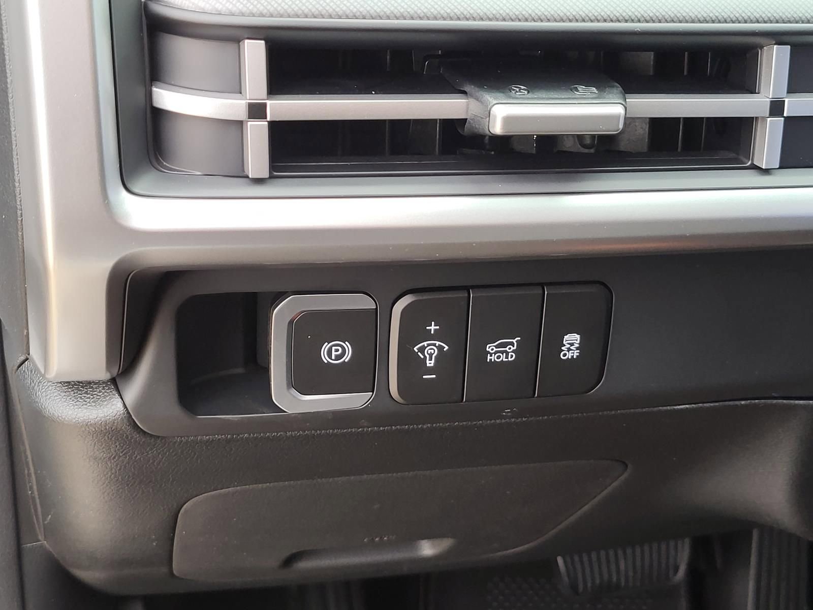 New 2026 Hyundai Santa Fe SE FWD image 16