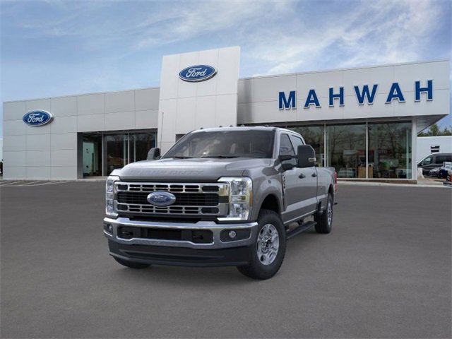 New 2026 Ford F250 XLT w/ FX4 Off-Road Package image 2