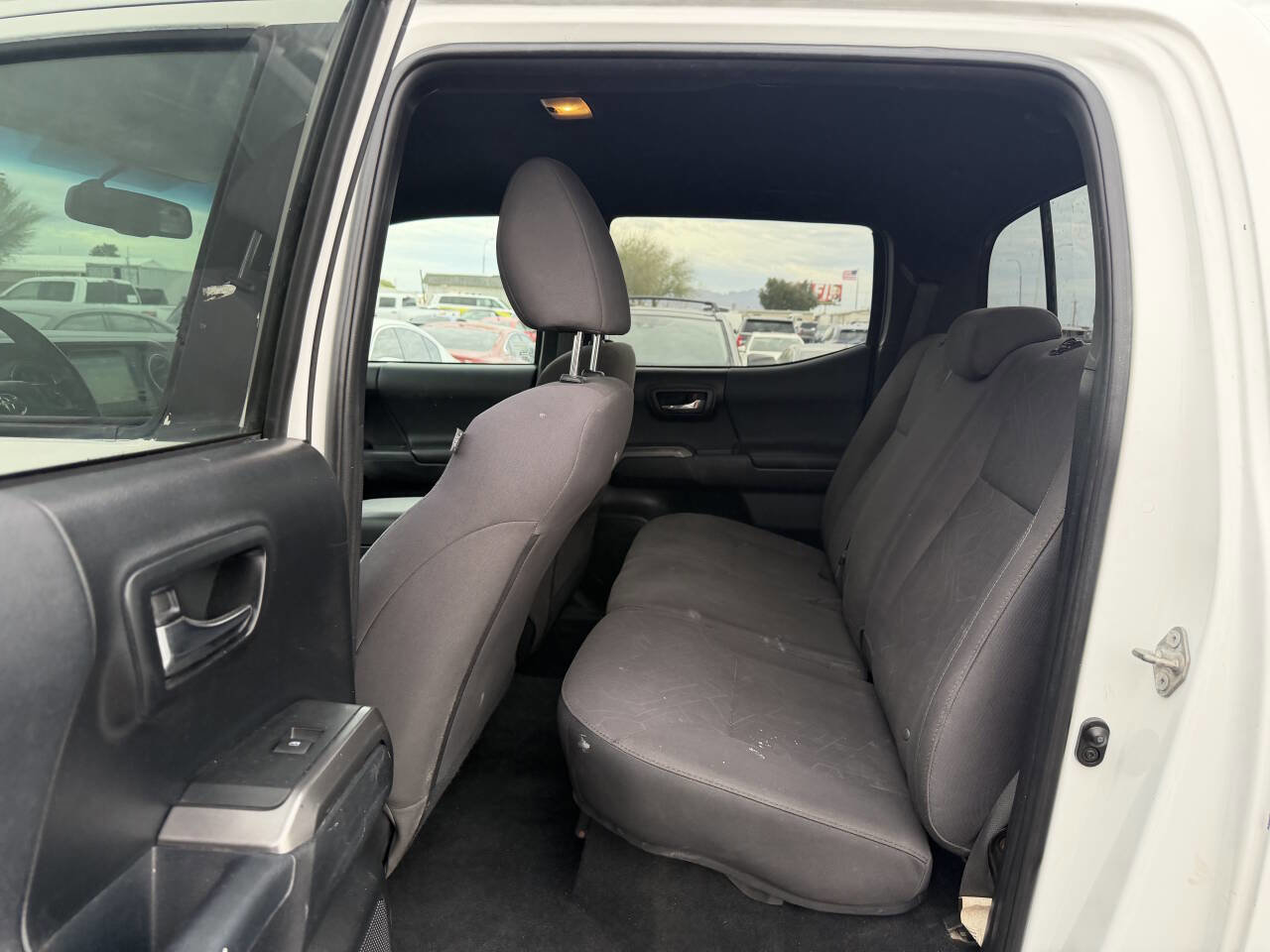 Used 2017 Toyota Tacoma TRD Sport w/ Tow Package image 24