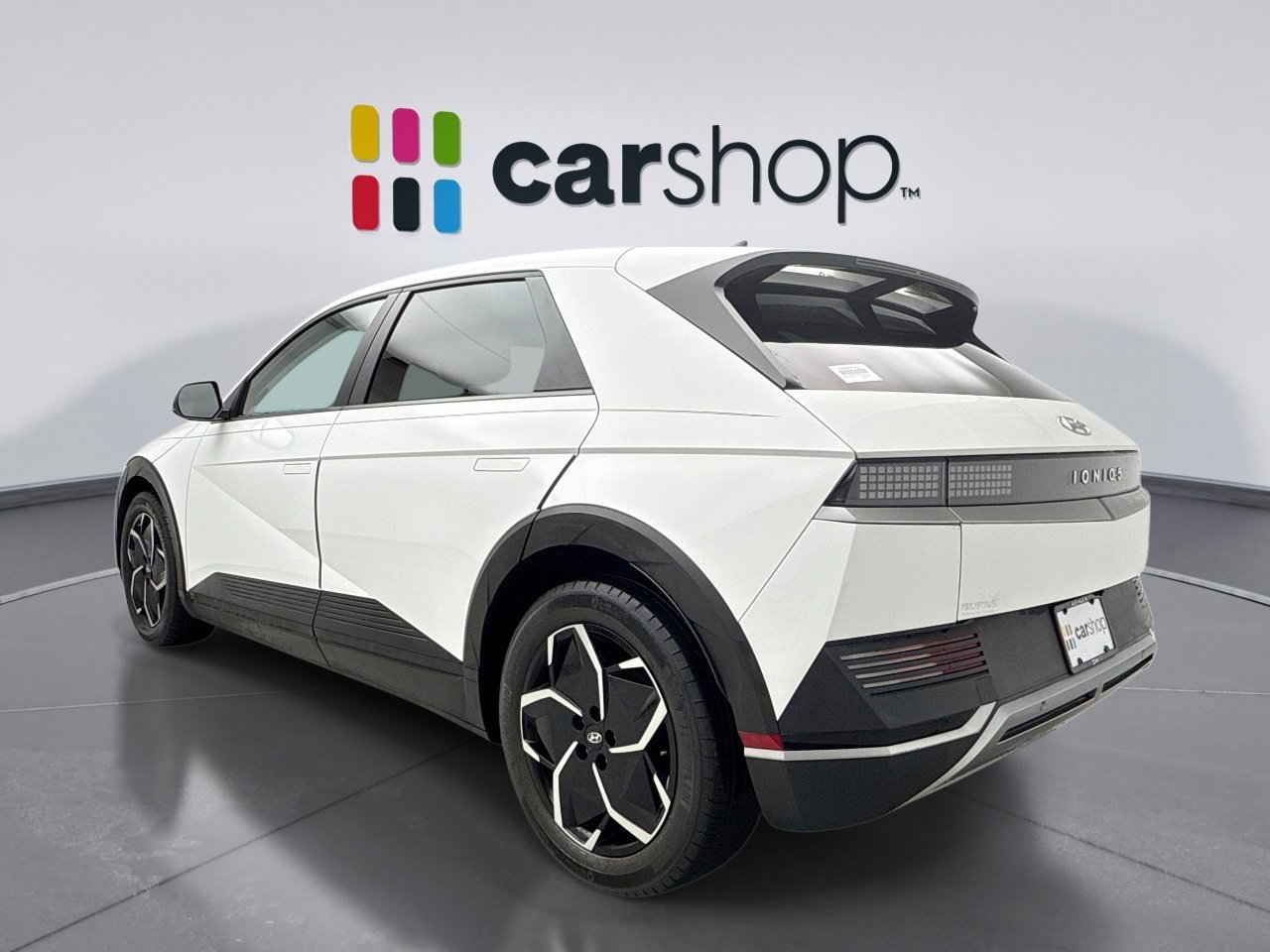 Used 2022 Hyundai Ioniq 5 SE image 3