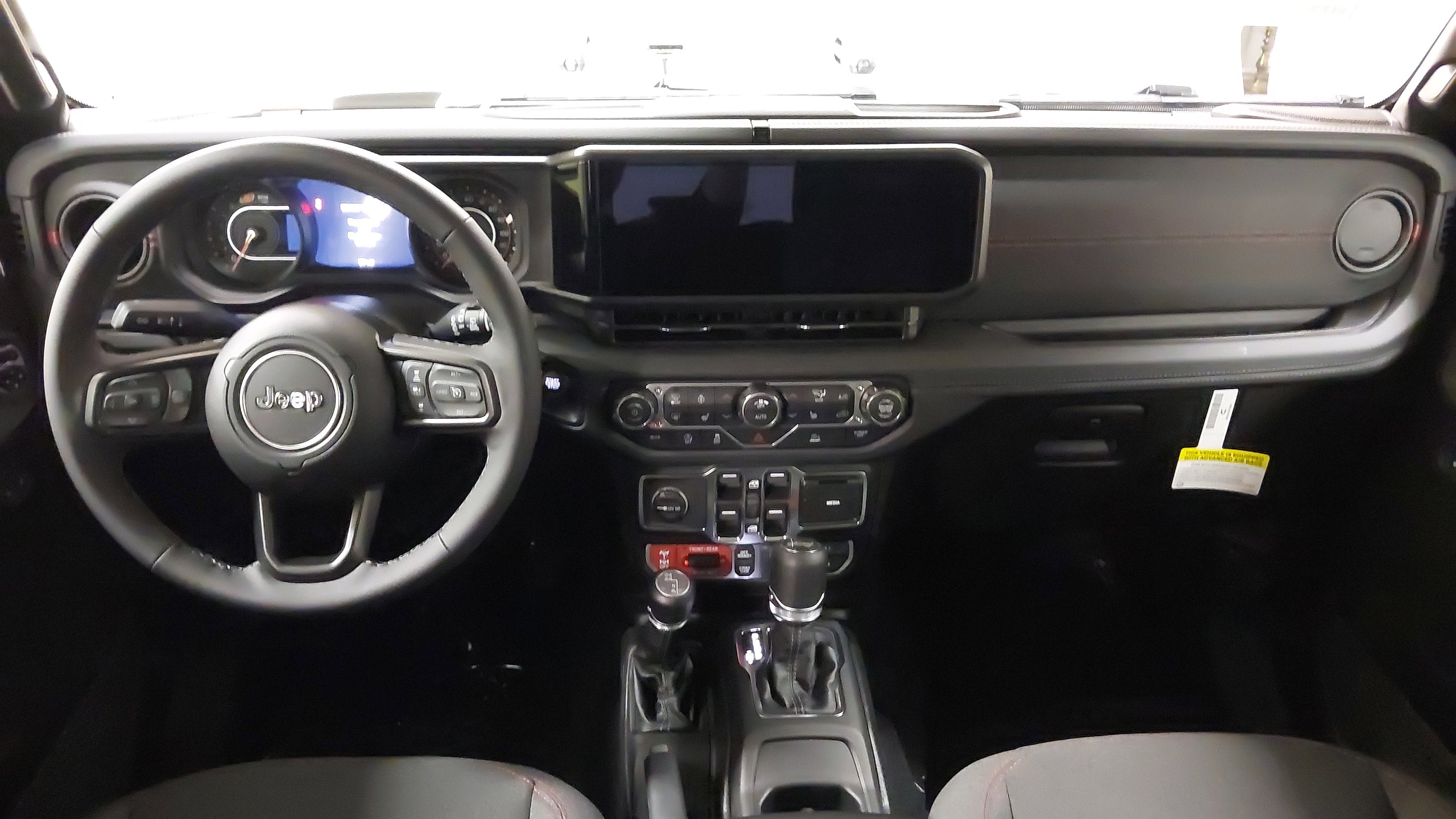 New 2026 Jeep Wrangler Unlimited Rubicon AWD/4WD image 32