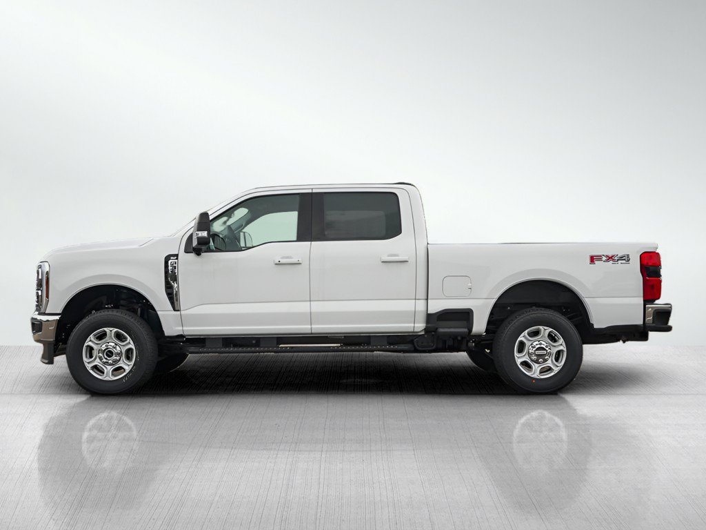 New 2026 Ford F350 XLT w/ XLT Premium Package AWD/4WD image 3