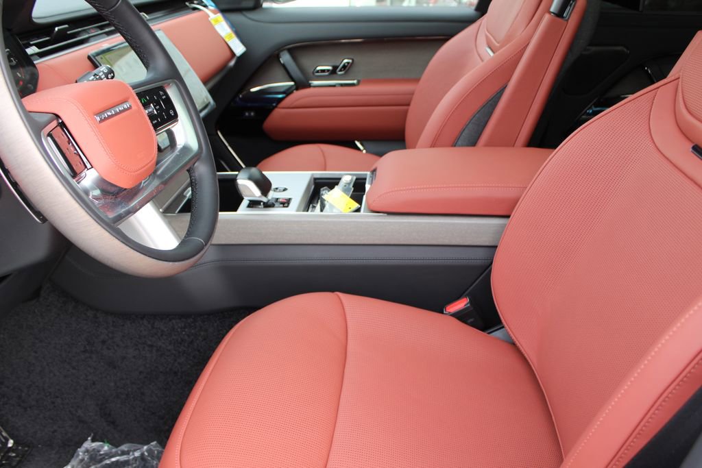 New 2026 Land Rover Range Rover SV image 19
