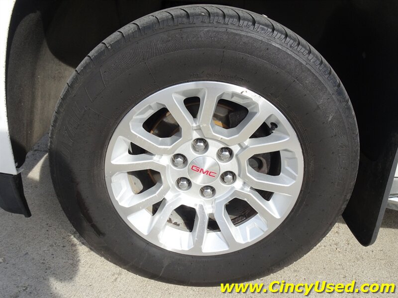 Used 2016 GMC Yukon XL SLT AWD/4WD image 32