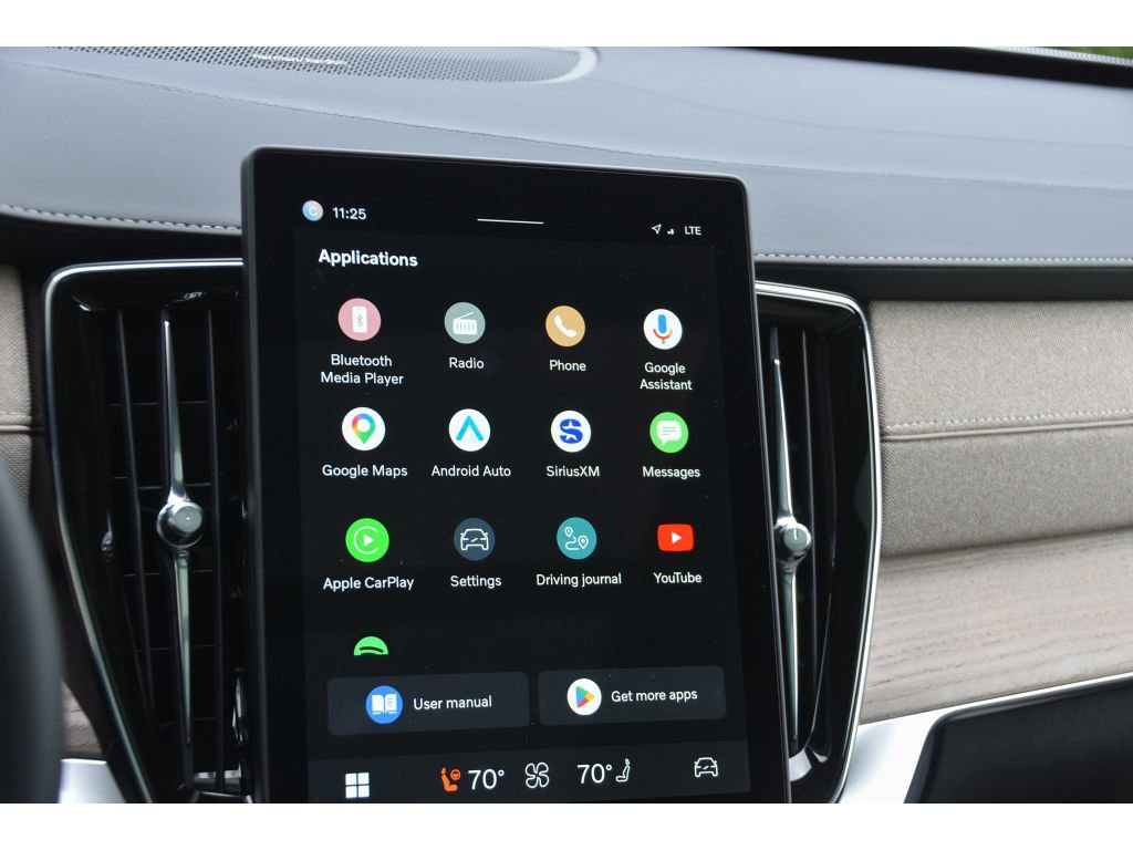 Certified 2025 Volvo XC90 B6 Ultra image 22