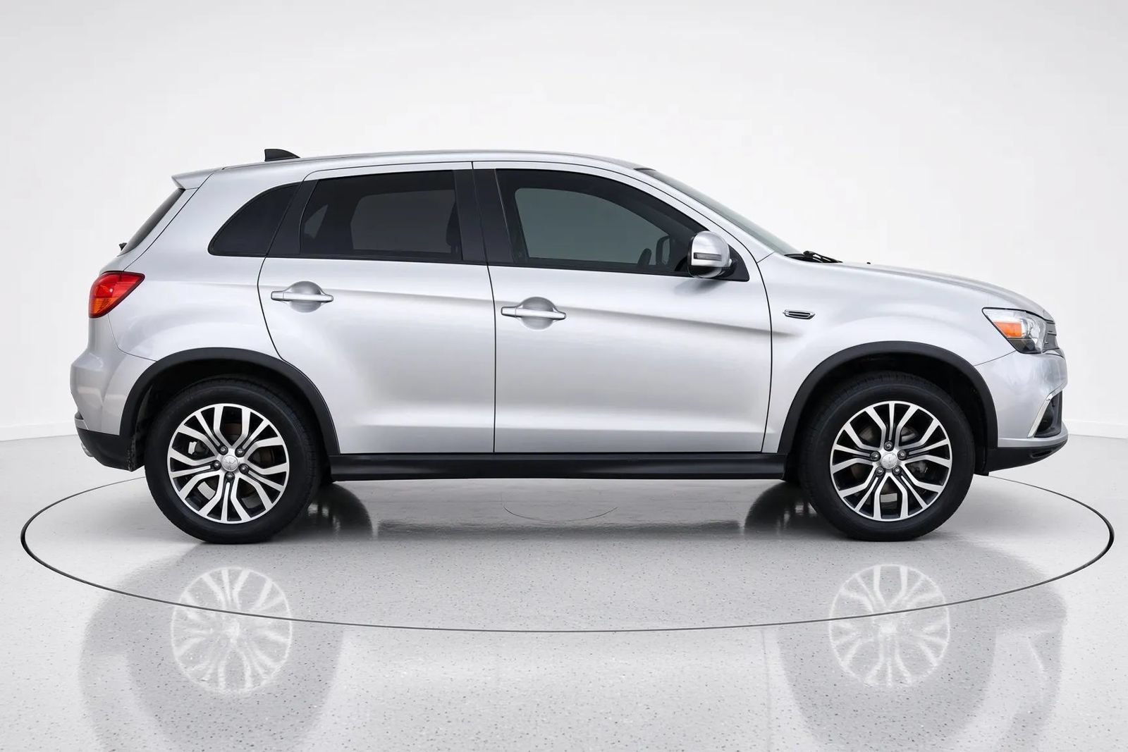 Used 2019 Mitsubishi Outlander Sport ES AWD/4WD image 5