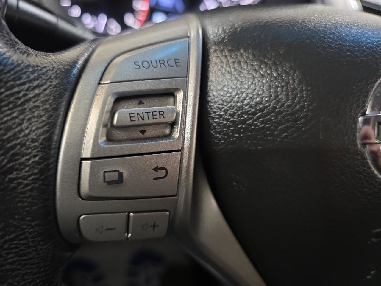 Used 2015 Nissan Altima 2.5 SL w/ Technology Package FWD image 43