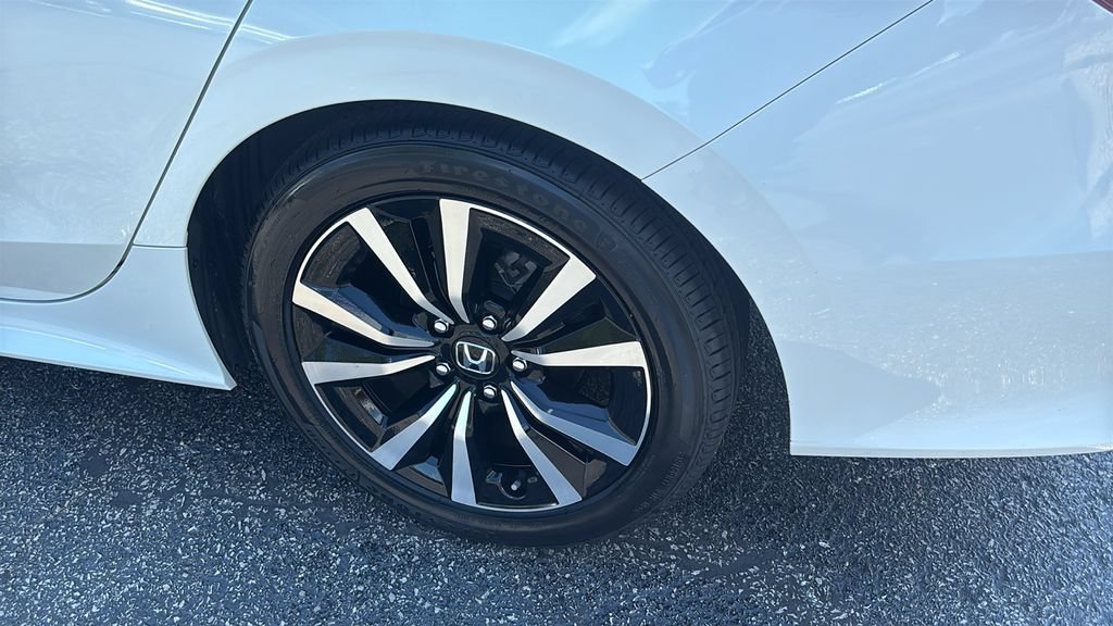 Used 2023 Honda Civic EX image 9