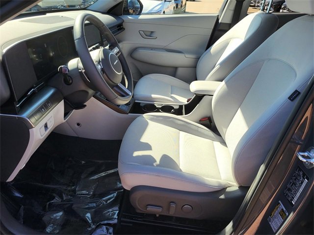 Certified 2025 Hyundai Kona SEL image 18