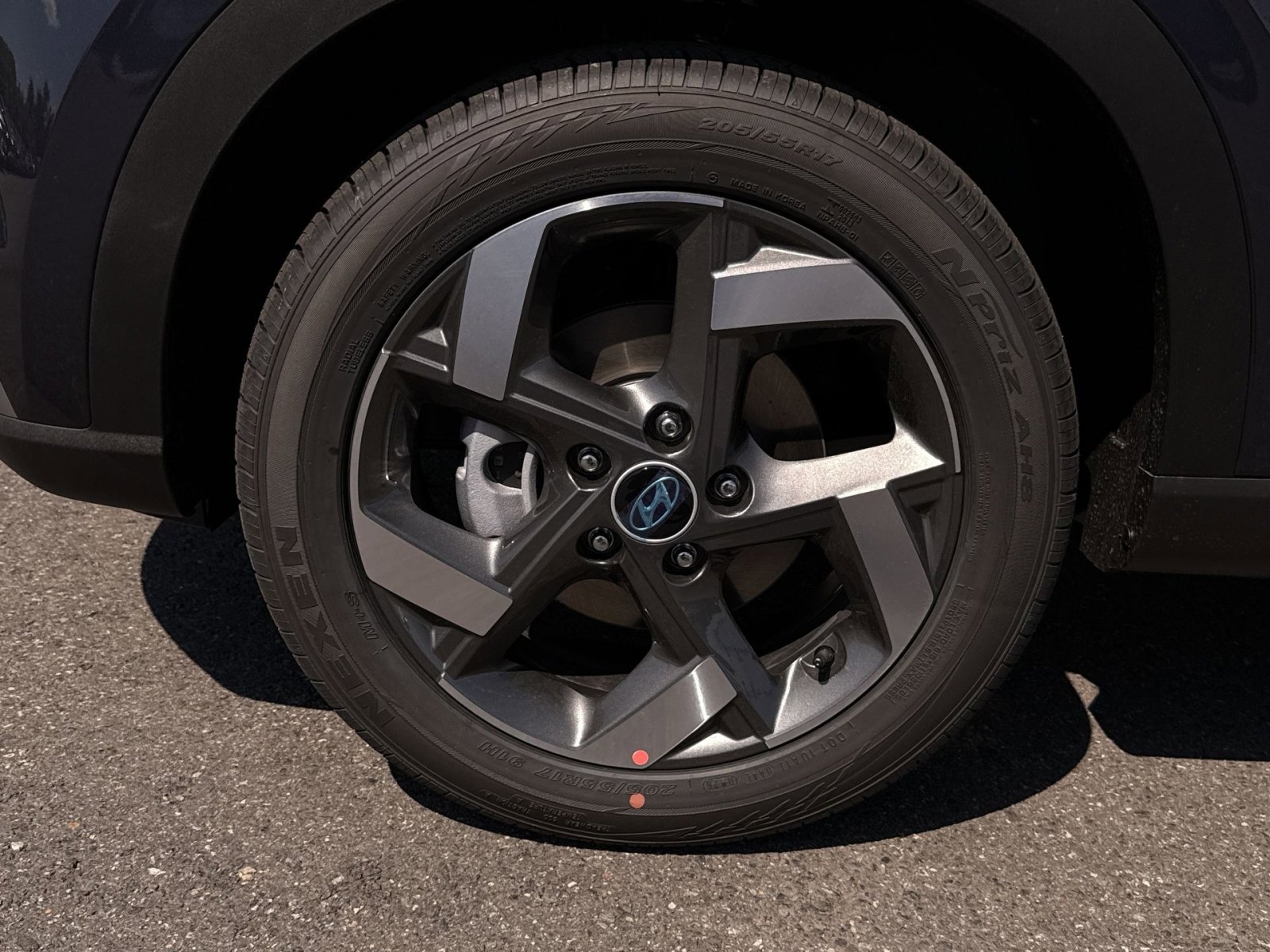 New 2026 Hyundai Venue SEL FWD image 17