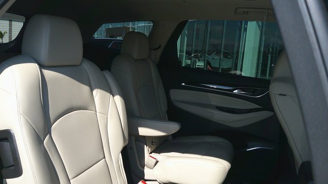 Used 2019 Buick Enclave Premium image 9