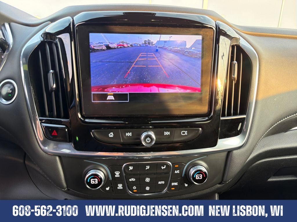 Used 2023 Chevrolet Traverse LT w/ Midnight/Sport Edition AWD/4WD image 18