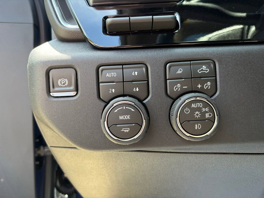 New 2026 Chevrolet Silverado 3500 LTZ w/ LTZ Plus Package AWD/4WD image 17