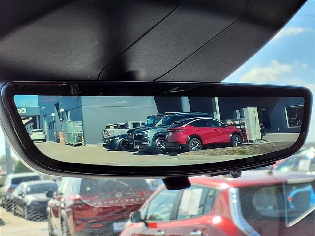 Used 2025 Cadillac Escalade V image 27