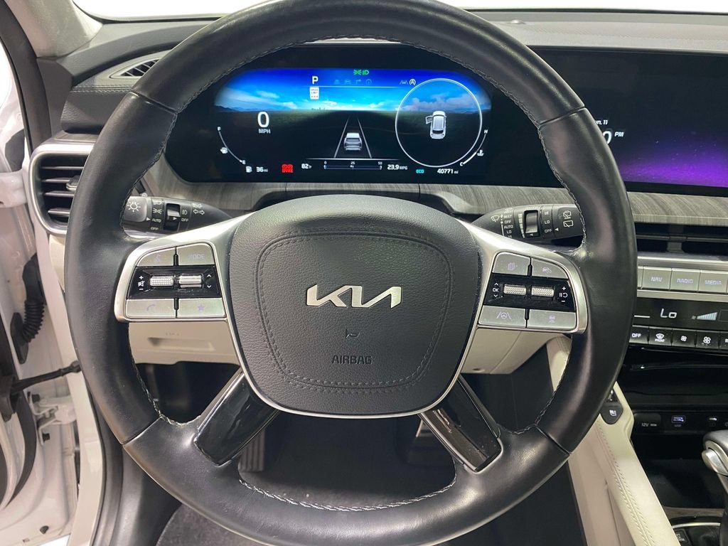 Used 2024 Kia Telluride SX Prestige AWD/4WD image 23