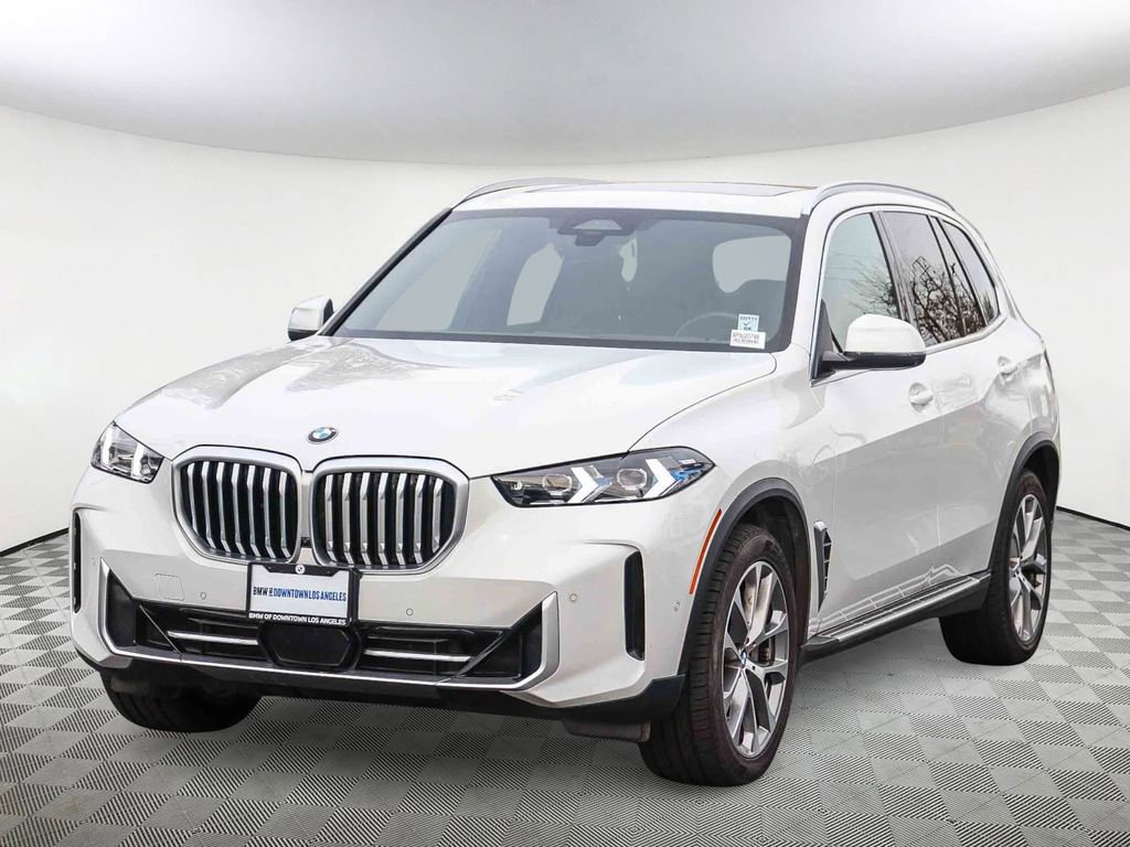 Used 2024 BMW X5 xDrive40i image 3