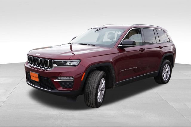 Certified 2022 Jeep Grand Cherokee Limited w/ Luxury Tech Group II image 11
