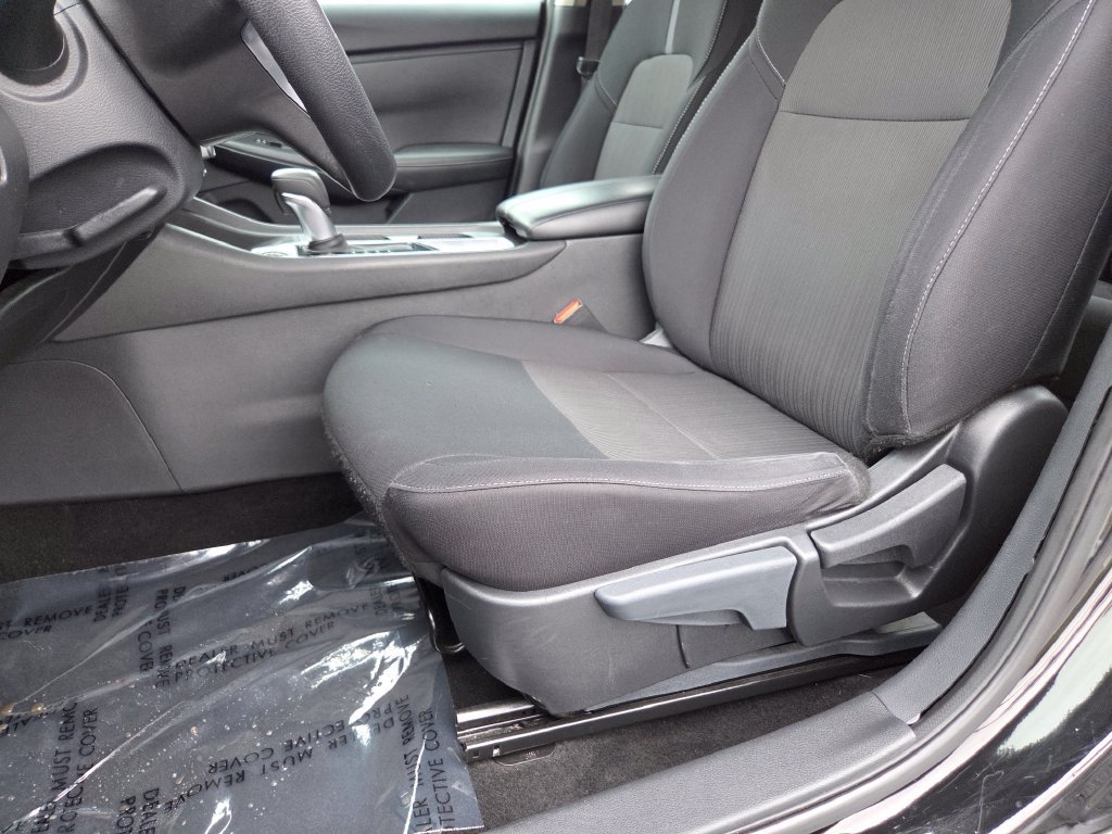 Used 2024 Nissan Sentra SV FWD image 26