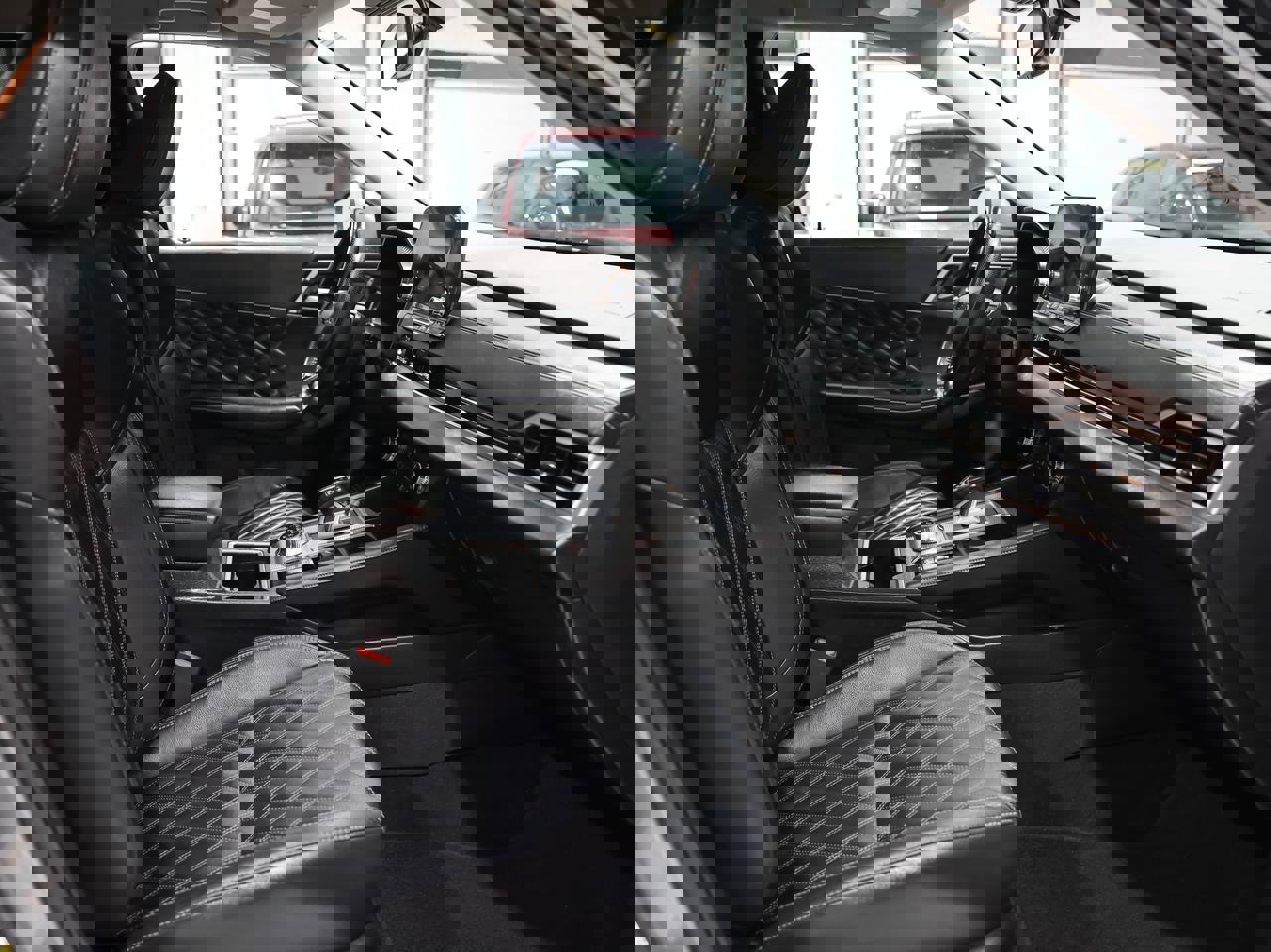 Used 2024 Mitsubishi Outlander SEL image 33