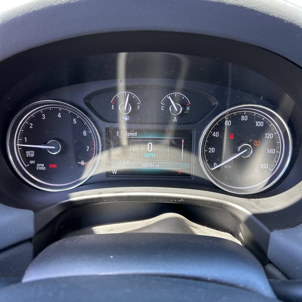 Used 2018 Buick Enclave Essence AWD/4WD image 13