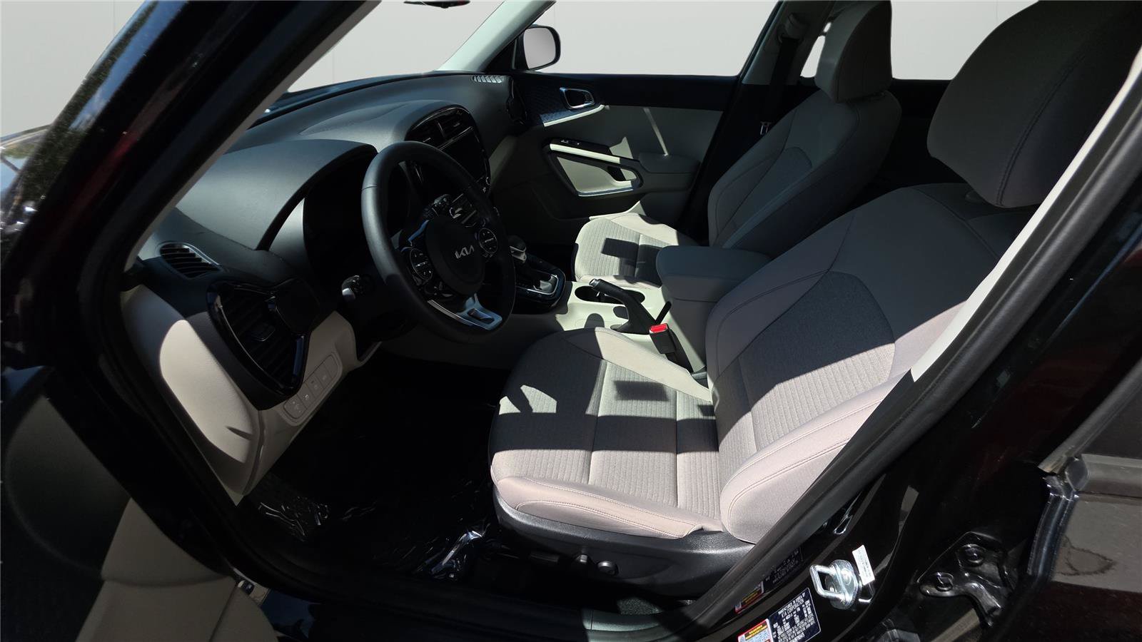 Used 2024 Kia Soul EX FWD image 10