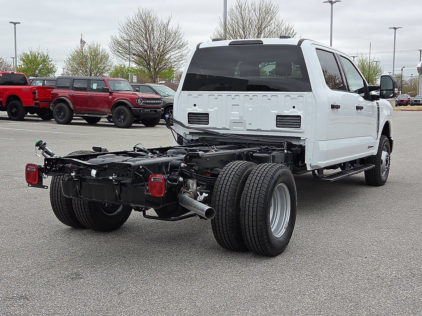 New 2026 Ford F350 XLT w/ XLT Value Package AWD/4WD image 5