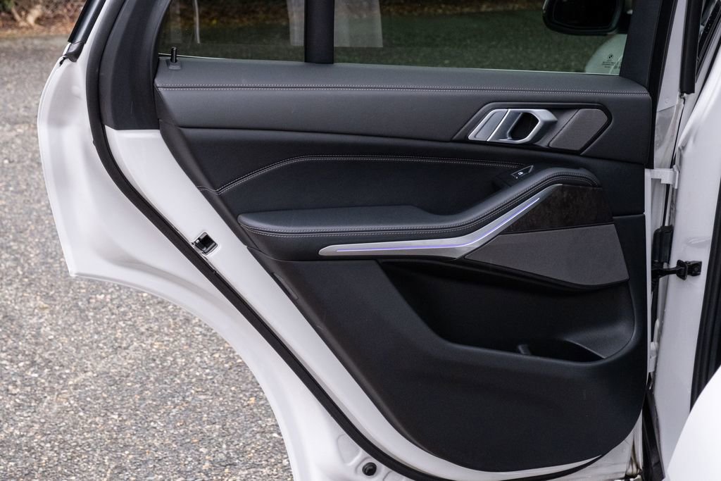 Used 2025 BMW X5 xDrive40i image 28