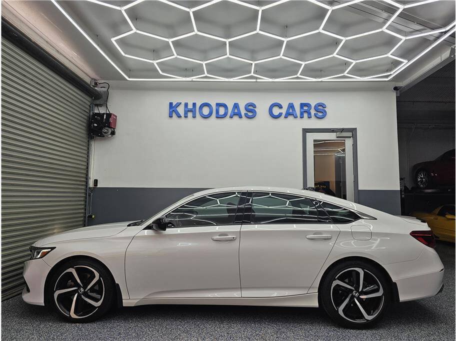 Used 2021 Honda Accord Sport image 1