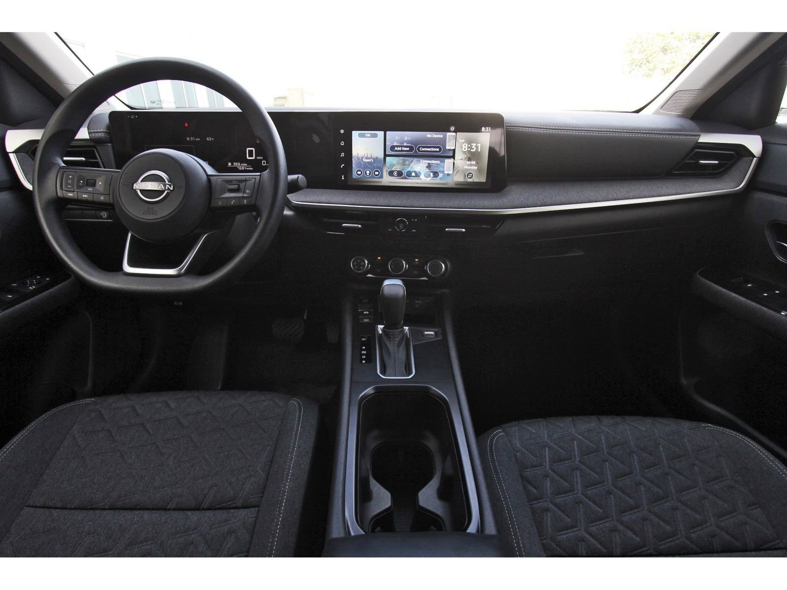Certified 2025 Nissan Kicks SV image 12