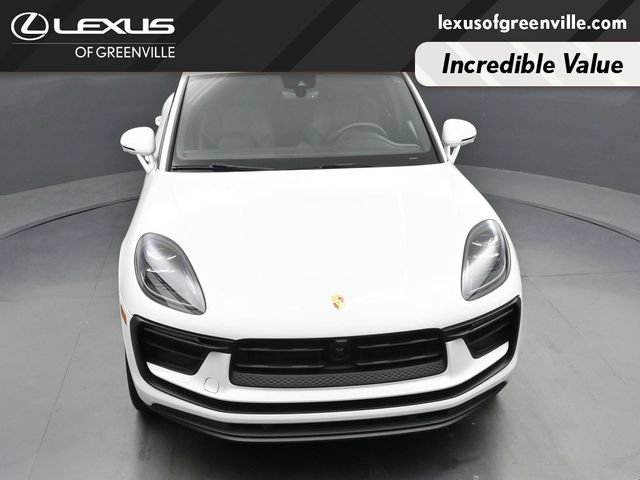 Used 2023 Porsche Macan Turbo AWD/4WD image 39