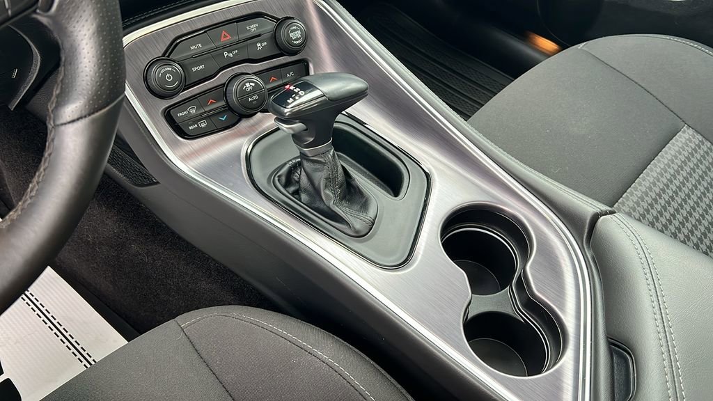 Used 2018 Dodge Challenger R/T image 34